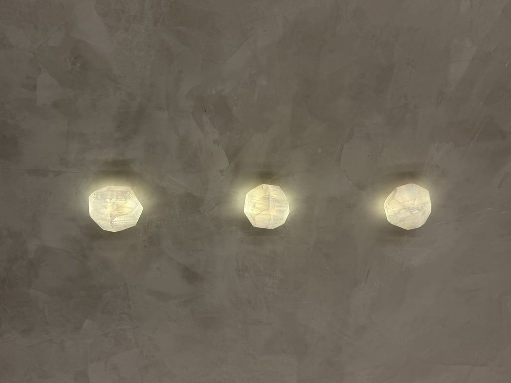Helion Wall VII