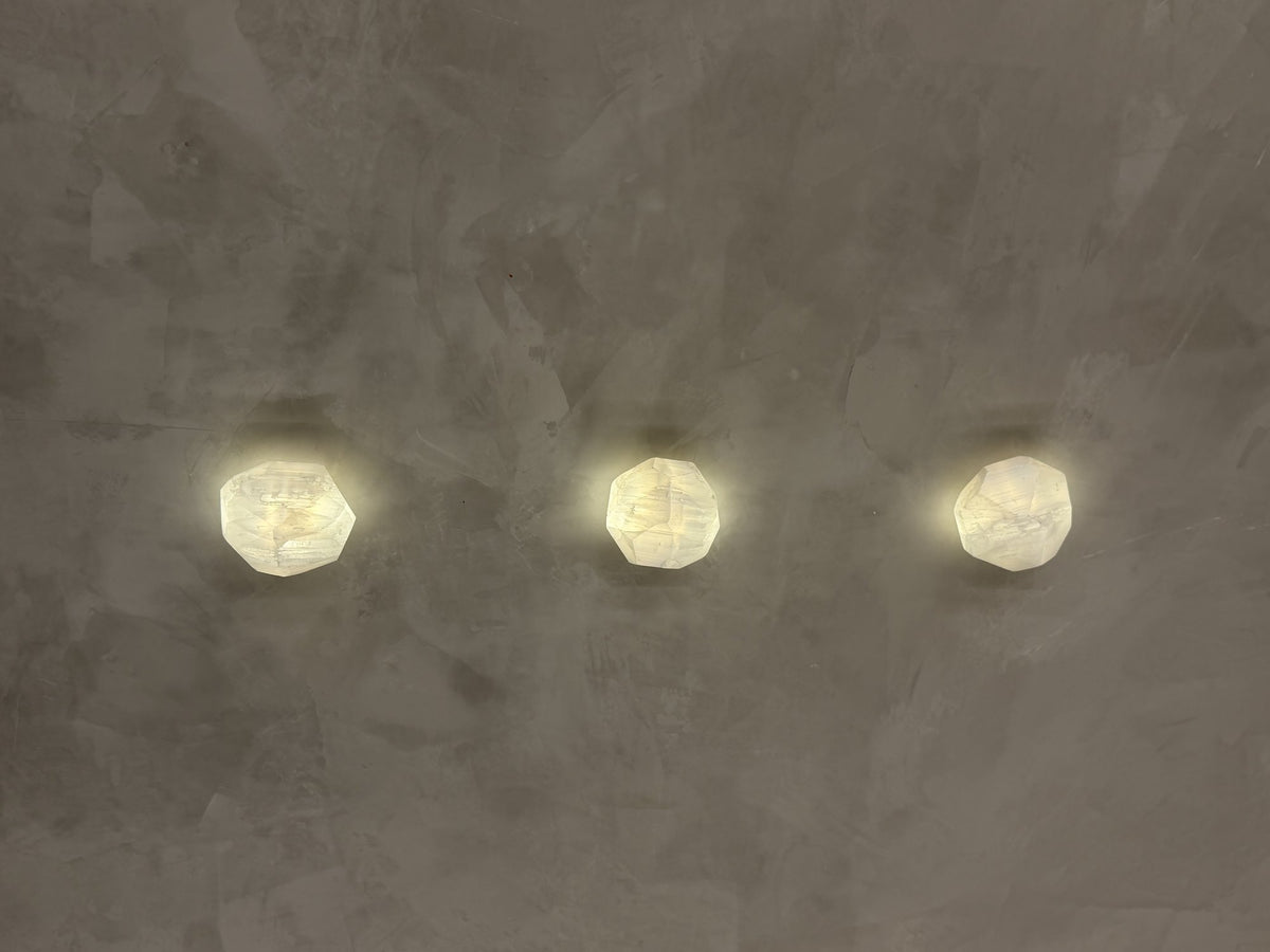 Helion Wall VII