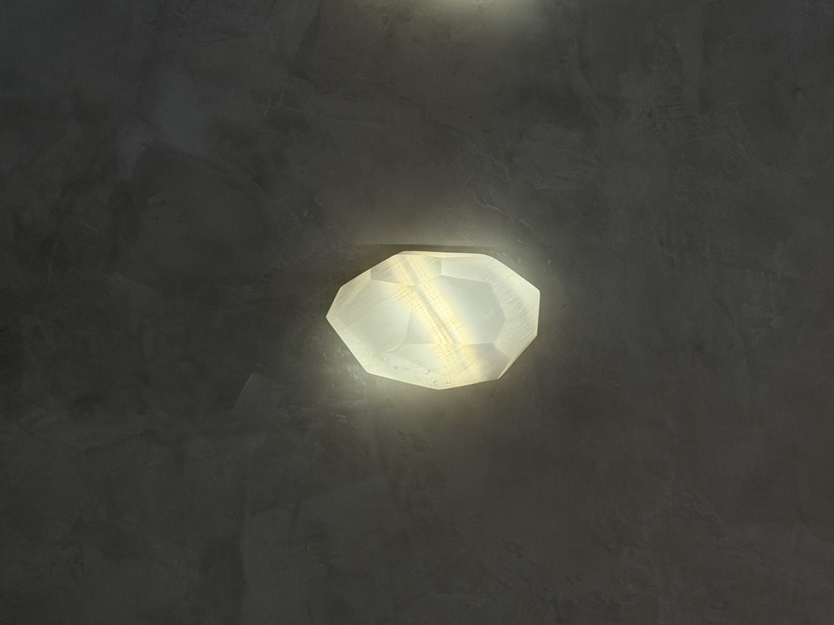 Helion Wall VI